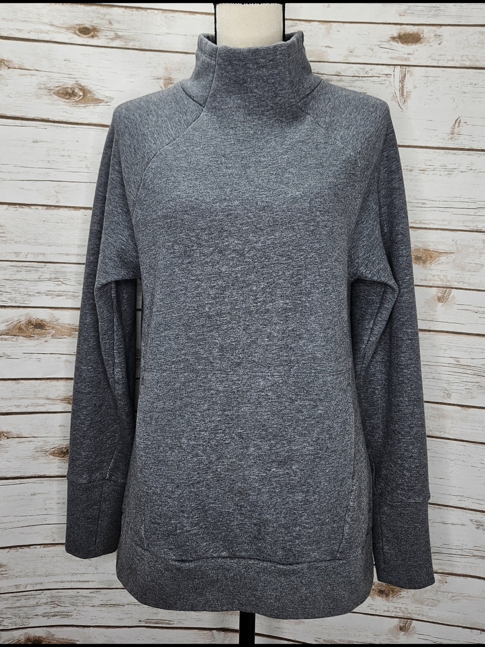 Fabletics Long Sleeve Pullover Sweatshirt Size Small